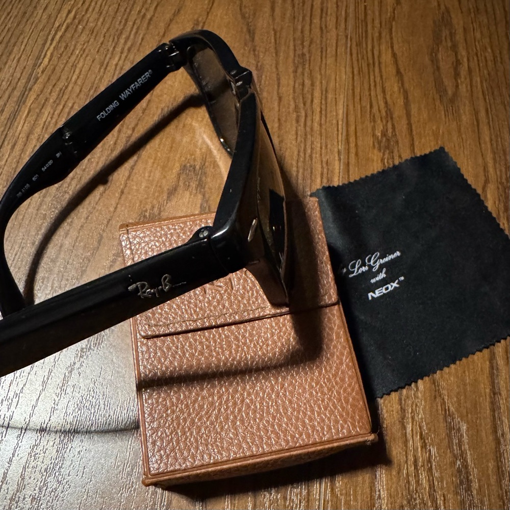 Ray-Ban Foldable Black Sunglasses with Brown Leather Case - Picture 11 of 14